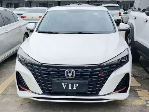 2023 Changan Eado PLUS 1.4T GDI DCT Premium