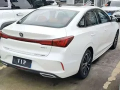 2023 Changan Eado PLUS 1.4T GDI DCT Premium, белый — фото 11