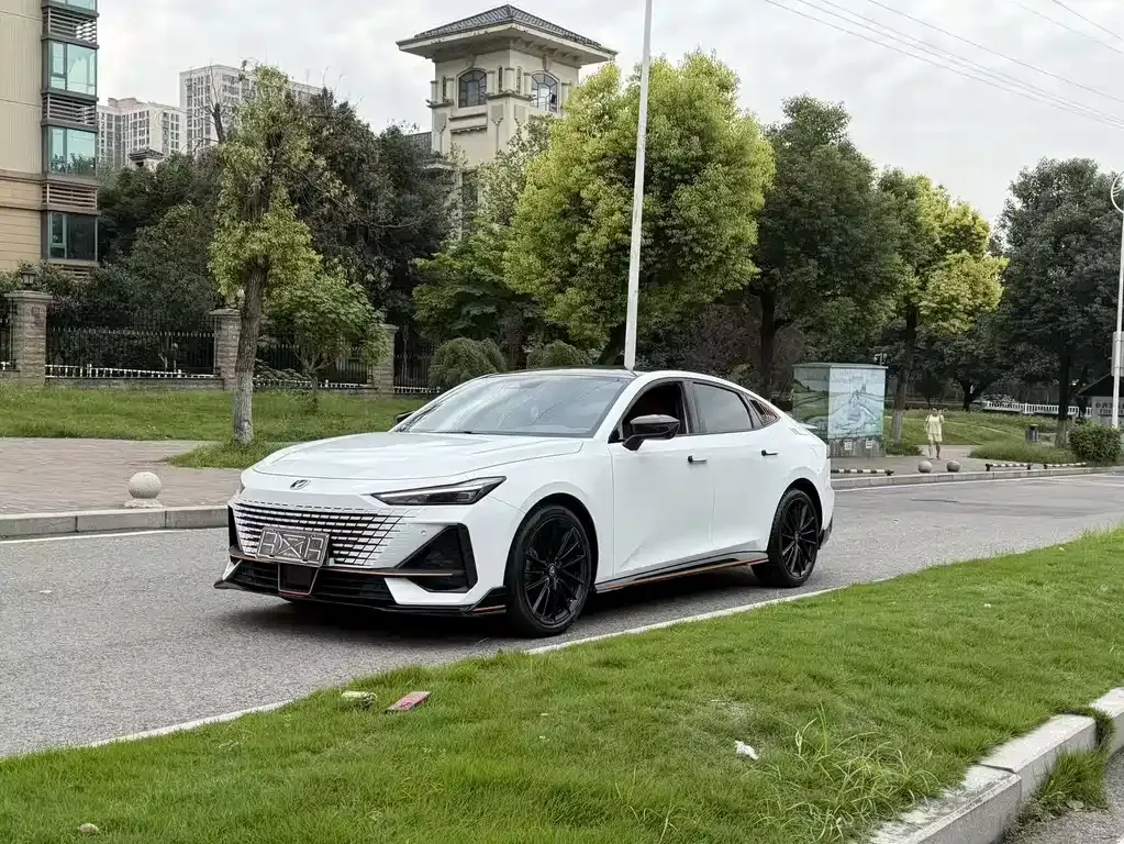 2023 Changan UNI-V 1.5T Sport
