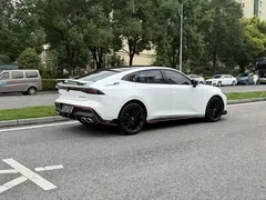 2023 Changan UNI-V 1.5T Sport, белый — фото 15