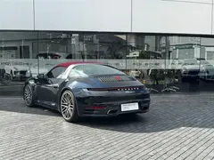 2022 Porsche 911 Targa 4 3.0T, чёрный — фото 5
