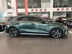 2023 Audi A3 Sportback 35 TFSI Fashion Sport, зелёный — фото 3