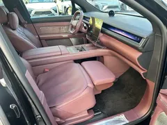 2026 Nio ES8 6-seat Executive Luxury, чёрный — фото 6