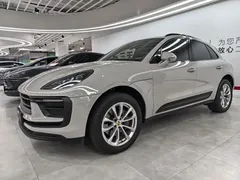2022 Porsche Macan 2.0T — фото 1