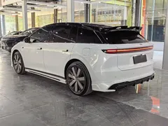 2025 Li Auto i6 4WD Standard, белый — фото 6