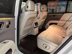 2025 Li Auto i6 4WD Standard, белый — фото 8