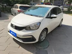 2021 Honda Fit 1.5L CVT, белый — фото 1