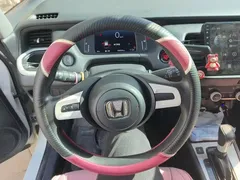 2021 Honda Fit 1.5L CVT, белый — фото 15