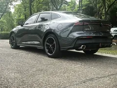 2022 Changan UNI-V 1.5T Premium — фото 6