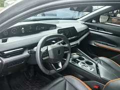2022 Changan UNI-V 1.5T Premium — фото 10