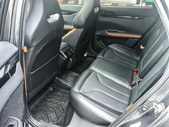 2022 Changan UNI-V 1.5T Premium — фото 11