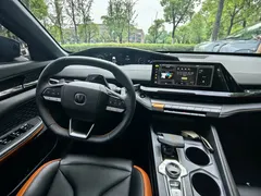 2022 Changan UNI-V 1.5T Premium — фото 15