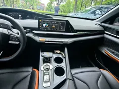 2022 Changan UNI-V 1.5T Premium — фото 19