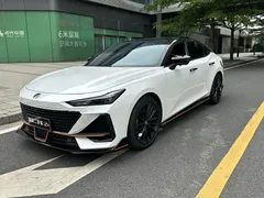 2022 Changan UNI-V 1.5T Sport, белый — фото 1