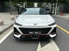 2022 Changan UNI-V 1.5T Sport, белый — фото 2
