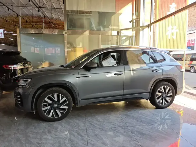 2023 Volkswagen Tayron 380TSI 4WD R-Line