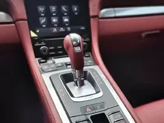 2022 Porsche 718 Boxster 2.0T, белый — фото 11