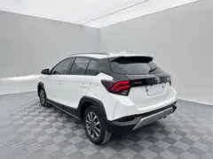 2022 Toyota Yaris L Zhixuan X 1.5L CVT Luxury Plus, белый — фото 4