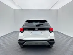 2022 Toyota Yaris L Zhixuan X 1.5L CVT Luxury Plus, белый — фото 5