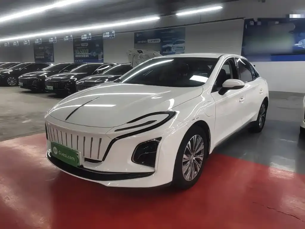 2024 Hongqi E-QM5 450km Mobility