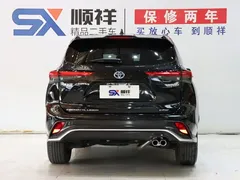 2021 Toyota Crown Kluger 2.5L HEV 4WD Premium, чёрный — фото 5