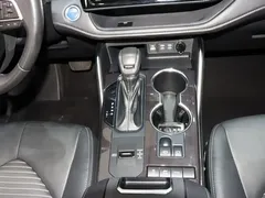 2021 Toyota Crown Kluger 2.5L HEV 4WD Premium, чёрный — фото 16