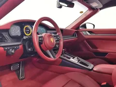2023 Porsche 911 Targa 4 3.0T, чёрный — фото 12