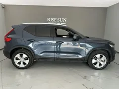 2021 Volvo XC40 4WD Fashion, синий — фото 4