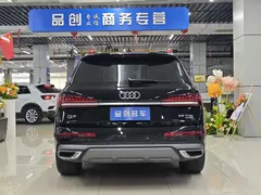 2023 Audi Q7 55 TFSI quattro S line Sport, чёрный — фото 8