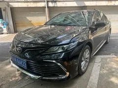 2023 Toyota Camry 2.0G Luxury, чёрный — фото 1