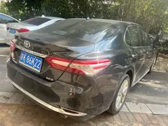 2023 Toyota Camry 2.0G Luxury, чёрный — фото 2