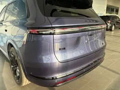2026 Aito M7 EREV Ultra 4WD 5-seat 192-line Lidar, синий — фото 12