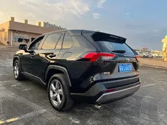 2023 Toyota RAV4 2.0L CVT 2WD Fashion, чёрный — фото 6
