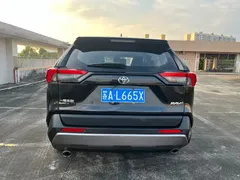 2023 Toyota RAV4 2.0L CVT 2WD Fashion, чёрный — фото 7