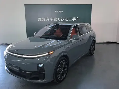 2025 Li Auto L7
