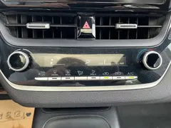 2021 Toyota Levin 185T CVT Luxury, белый — фото 18