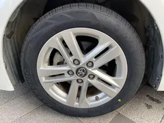 2021 Toyota Levin 185T CVT Luxury, белый — фото 25