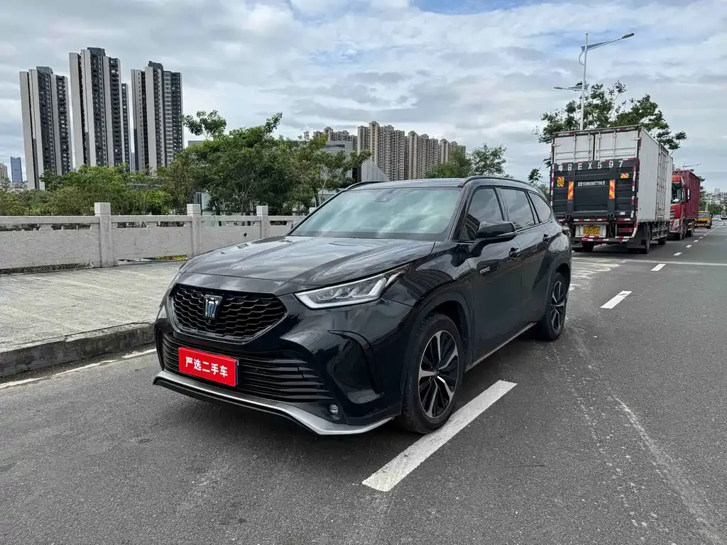 2023 Toyota Crown Kluger 2.5L HEV 4WD Premium