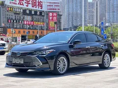 2019 Toyota Avalon Hybrid 2.5L XLE Premium, чёрный — фото 1