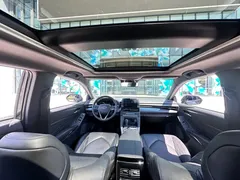 2019 Toyota Avalon Hybrid 2.5L XLE Premium, чёрный — фото 17