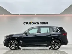 2022 BMW X5 40Li Premium M Sport Package, чёрный — фото 2
