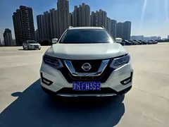 2021 Nissan X-Trail 2.0L CVT 2WD XL Premium Connected, белый — фото 3