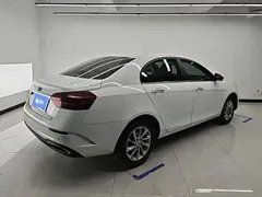 2021 Geely Emgrand UP 1.5L CVT, белый — фото 3