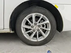 2021 Geely Emgrand UP 1.5L CVT, белый — фото 6