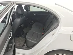 2021 Geely Emgrand UP 1.5L CVT, белый — фото 11