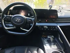 2021 Hyundai Elantra 1.5L CVT LUX Premium, белый — фото 5