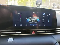 2021 Hyundai Elantra 1.5L CVT LUX Premium, белый — фото 9