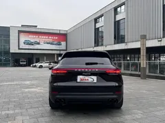 2022 Porsche Cayenne E-Hybrid 2.0T PHEV Platinum, чёрный — фото 16