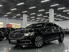 2021 Volkswagen Passat 330TSI Luxury, чёрный — фото 1