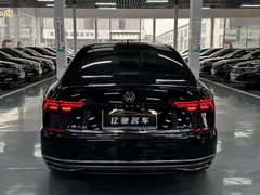 2021 Volkswagen Passat 330TSI Luxury, чёрный — фото 9
